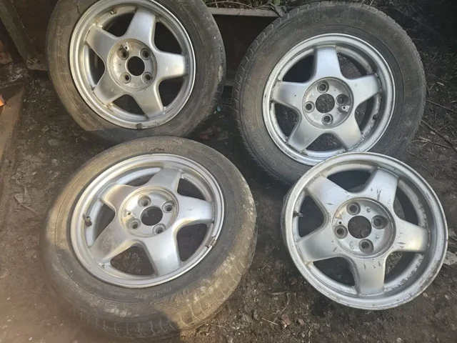 Продажа б/у шин в Саратове - ВАЗ (Lada) в Саратов