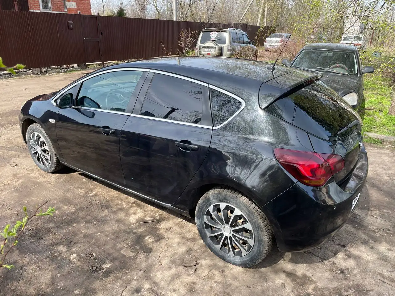 Opel Astra J 2010 года выпуска в продаже - Авто в Энгельс