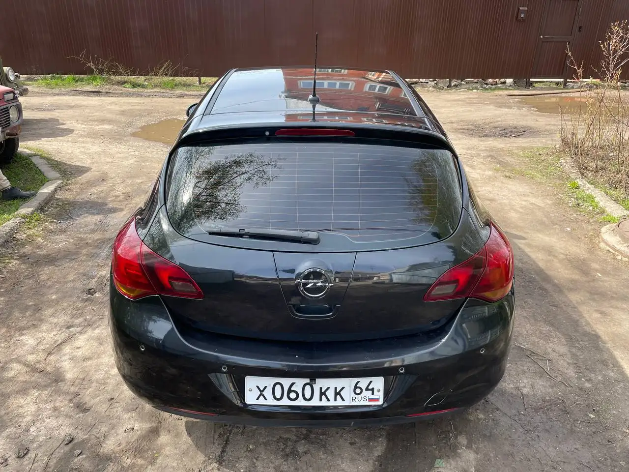 Opel Astra J 2010 - Легковые автомобили (Авто) в Энгельс