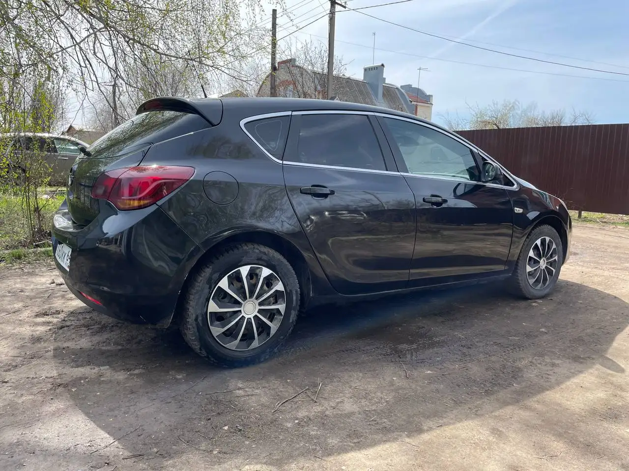 Opel Astra J 2010 - Легковые автомобили (Авто) в Энгельс