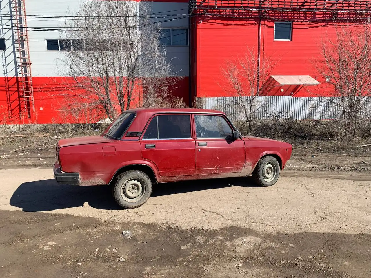 Продажа ВАЗ 2107 2007 года - Легковые автомобили (Авто) в Саратов