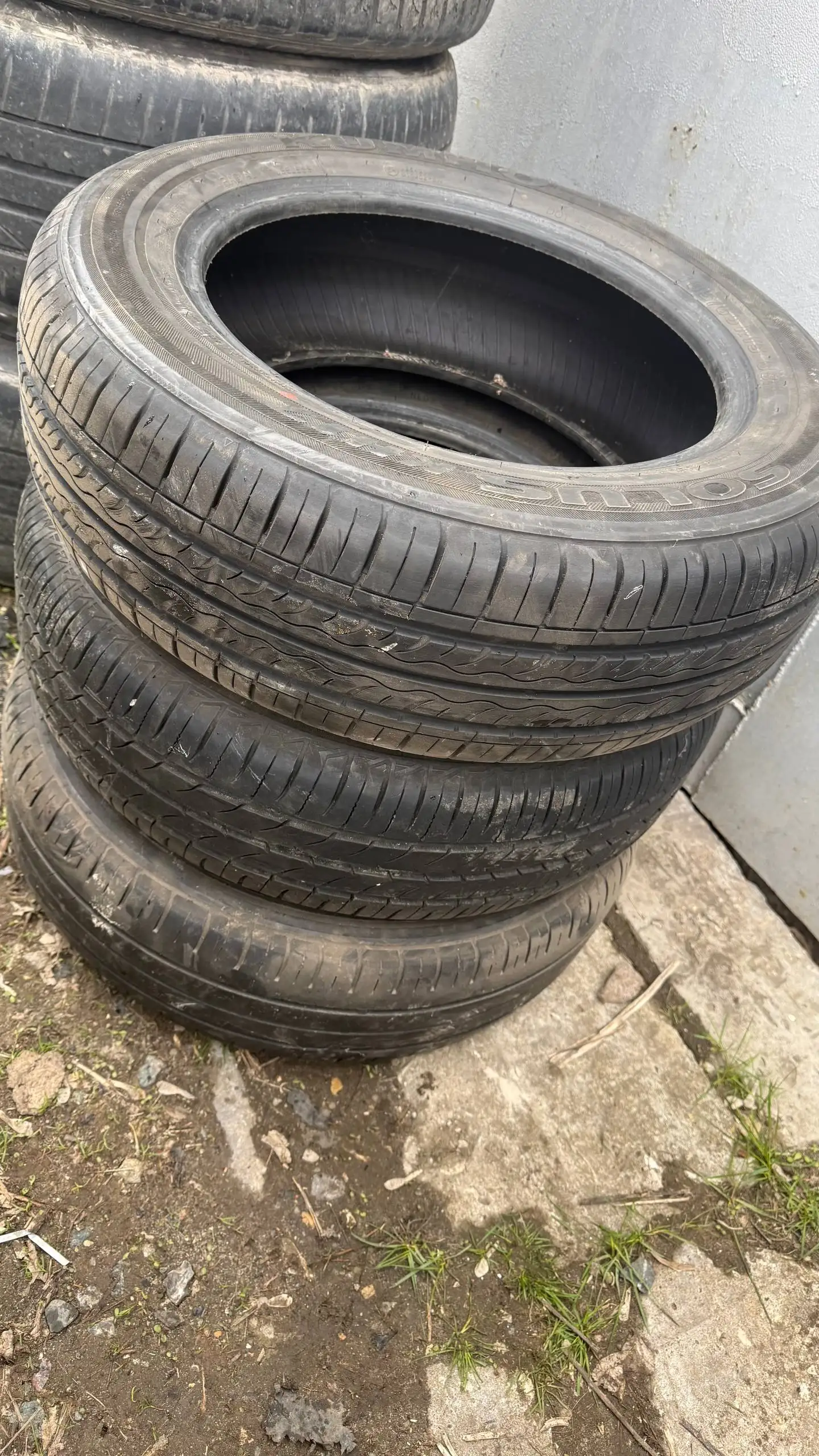 Колеса и шины для Нивы - Шины и диски (Запчасти) в Саратов