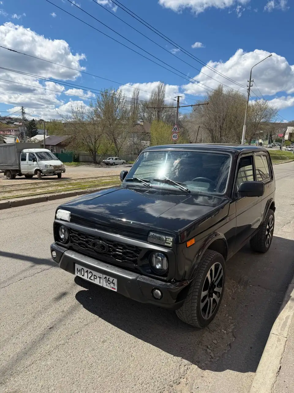 Нива Урбан 2016 - Внедорожники (Авто) в Саратов