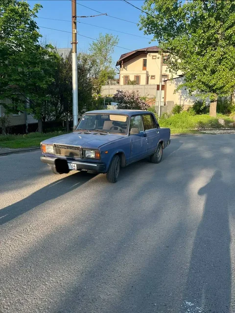 Продам ВАЗ 2107 и 2109 - Шины в Саратов