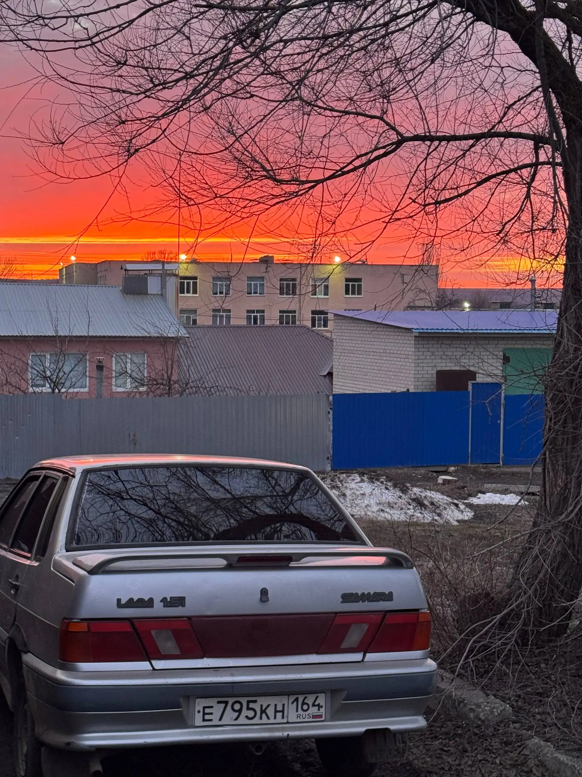 Продается авто с полным комплектом документов - Авто в Саратов