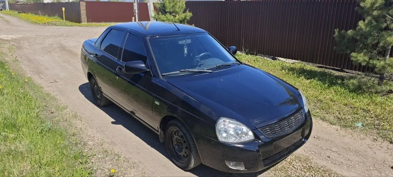 Лада Приора 2011 года - Легковые автомобили (Авто) в Саратов