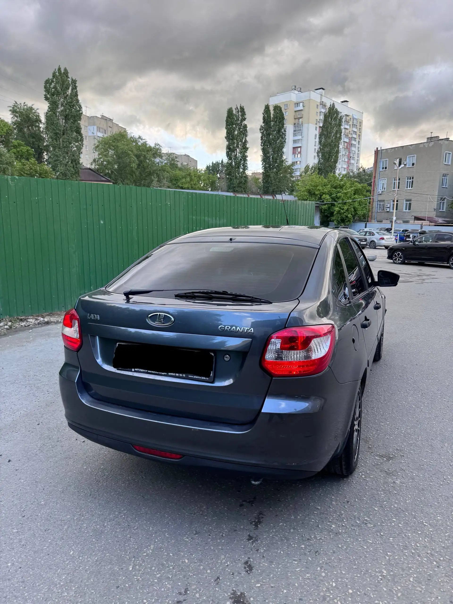 Lada Granta 2017 лифтбек продажа - Легковые автомобили (Авто) в Саратов