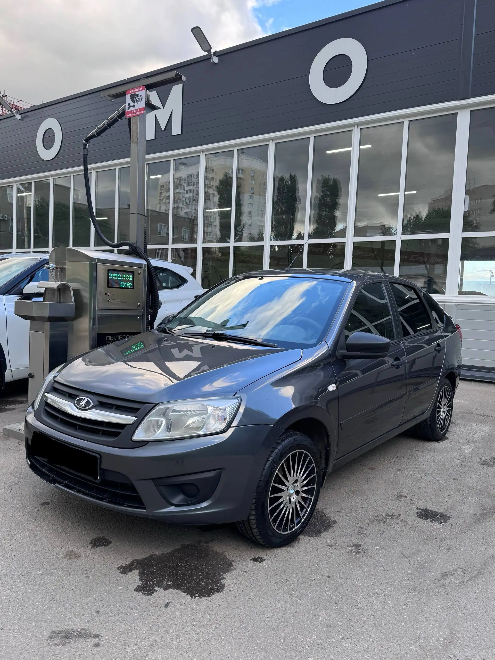 Lada Granta 2017 лифтбек продажа - Легковые автомобили (Авто) в Саратов