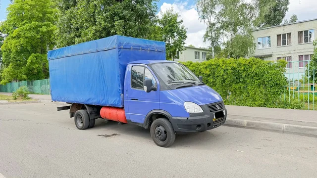 Продажа авто 2006 года с капитальным ремонтом - Обмен в Саратов