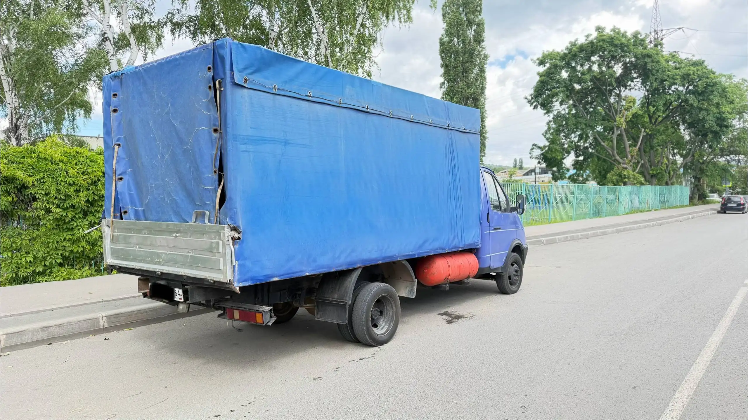 Продажа авто 2006 года с капитальным ремонтом - Авто в Саратов