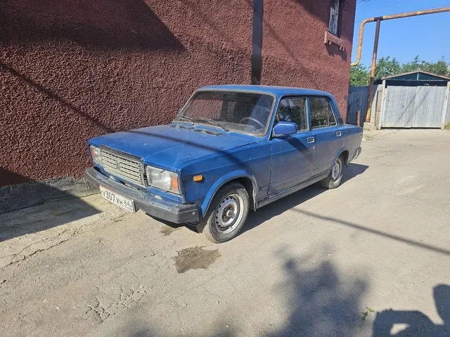 ВАЗ 2107 2002 года - Мототехника в Саратов
