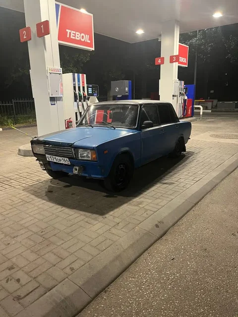 Продам ВАЗ 2107 2003 года - Внедорожники в Саратов
