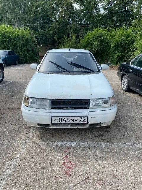 ВАЗ 2110 в хорошем состоянии - Автоаксессуары в Саратов