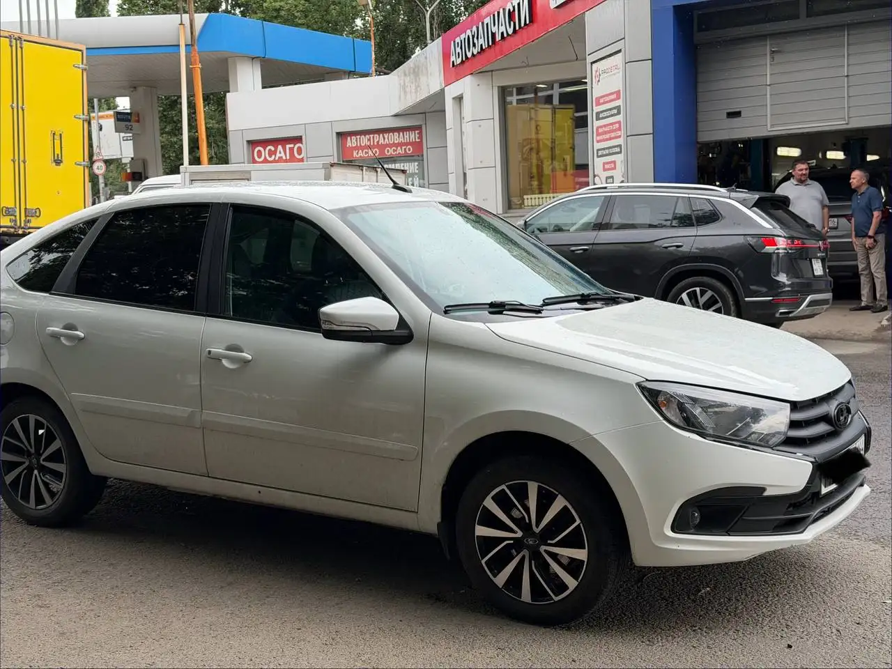 Продам LADA Granta FL лифтбек 2021 - Авто в Саратов