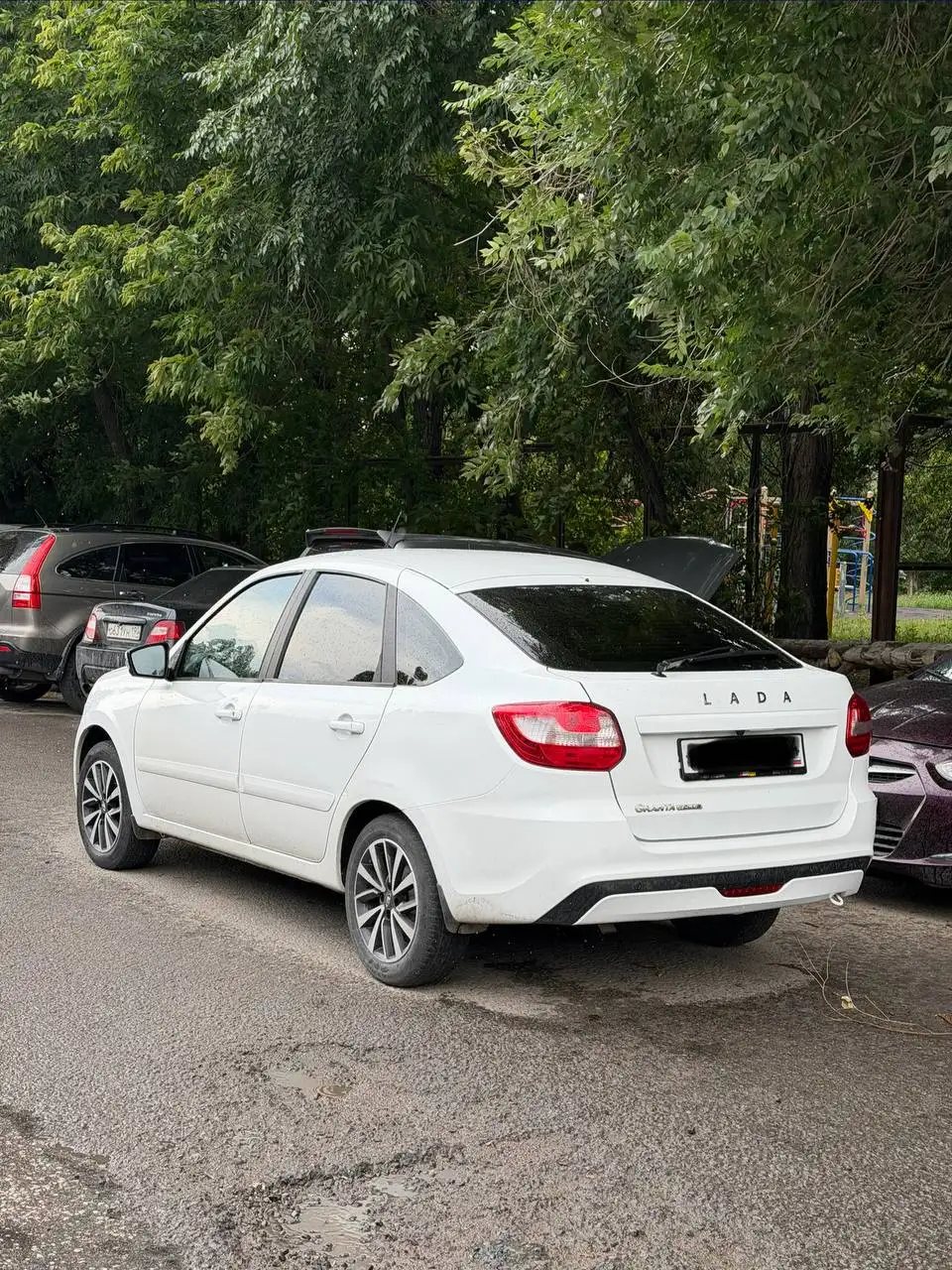 Продам LADA Granta FL лифтбек 2021 - Авто в Саратов
