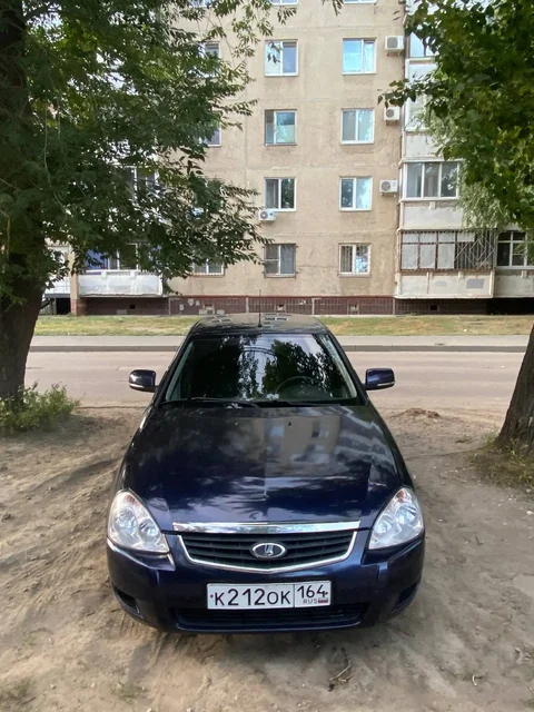 Toyota Camry 2012 - ВАЗ 2107 в Саратов