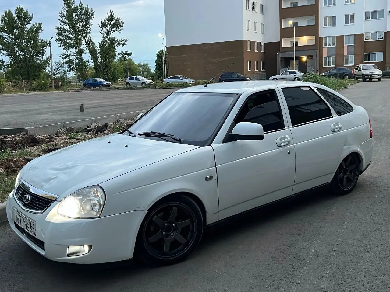 Продам автомобиль 2011 года - Легковой автомобиль (Авто) в Саратов