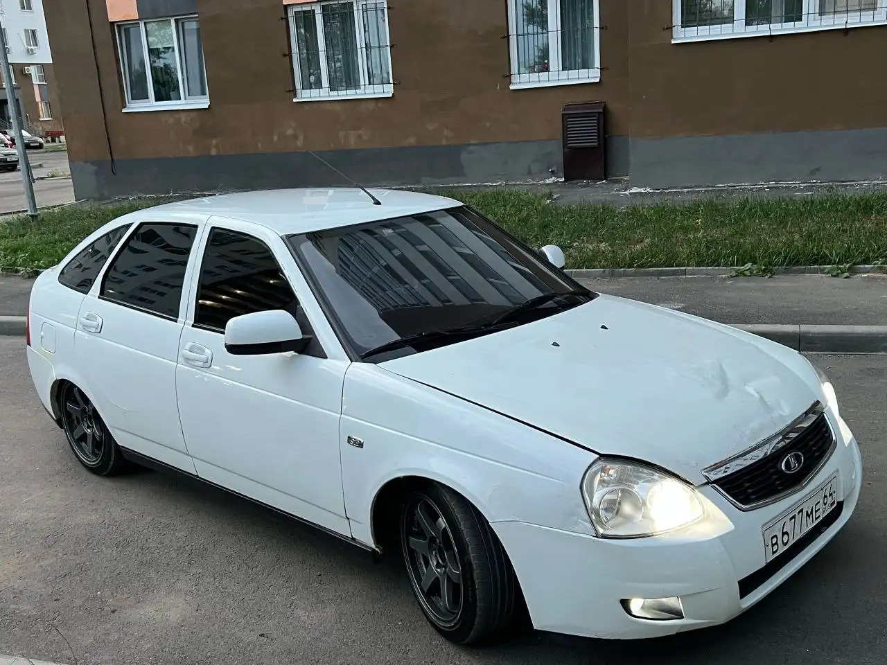 Продам автомобиль 2011 года - Легковой автомобиль (Авто) в Саратов