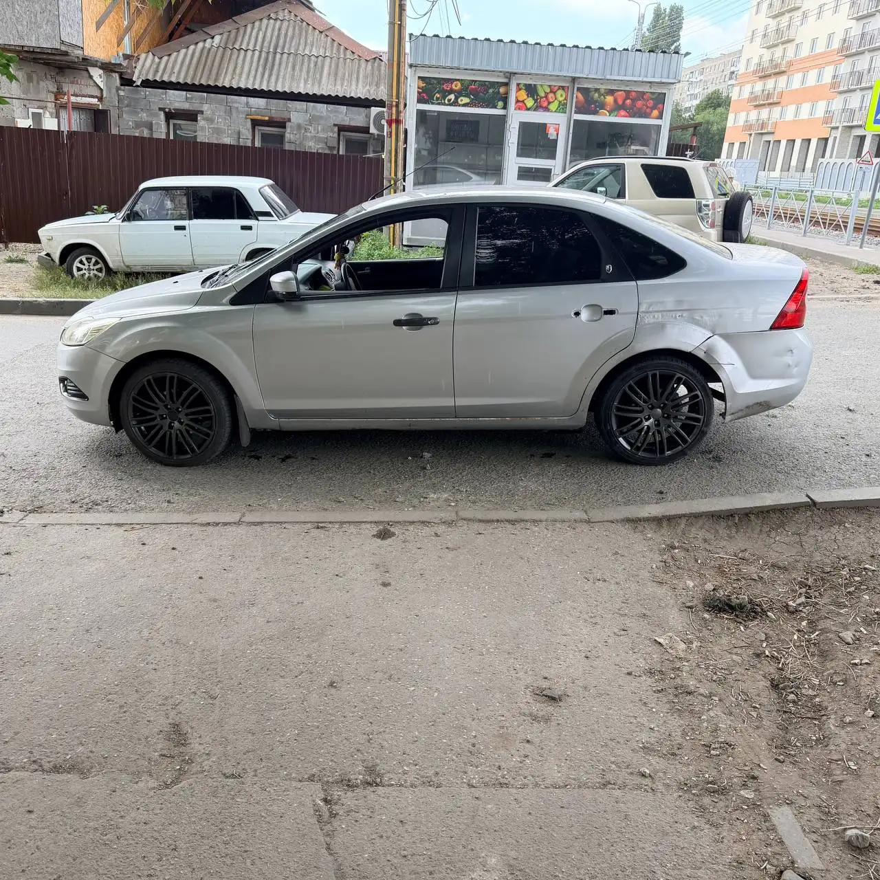 Кондей работает - Запчасти и аксессуары (Авто) в Саратов