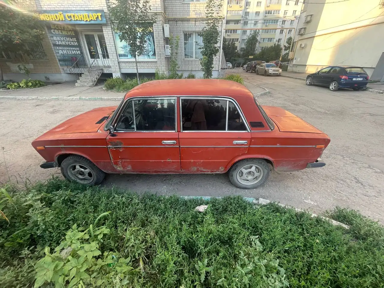 ВАЗ 2106 на полном ходу с музыкой - Авто в Энгельс