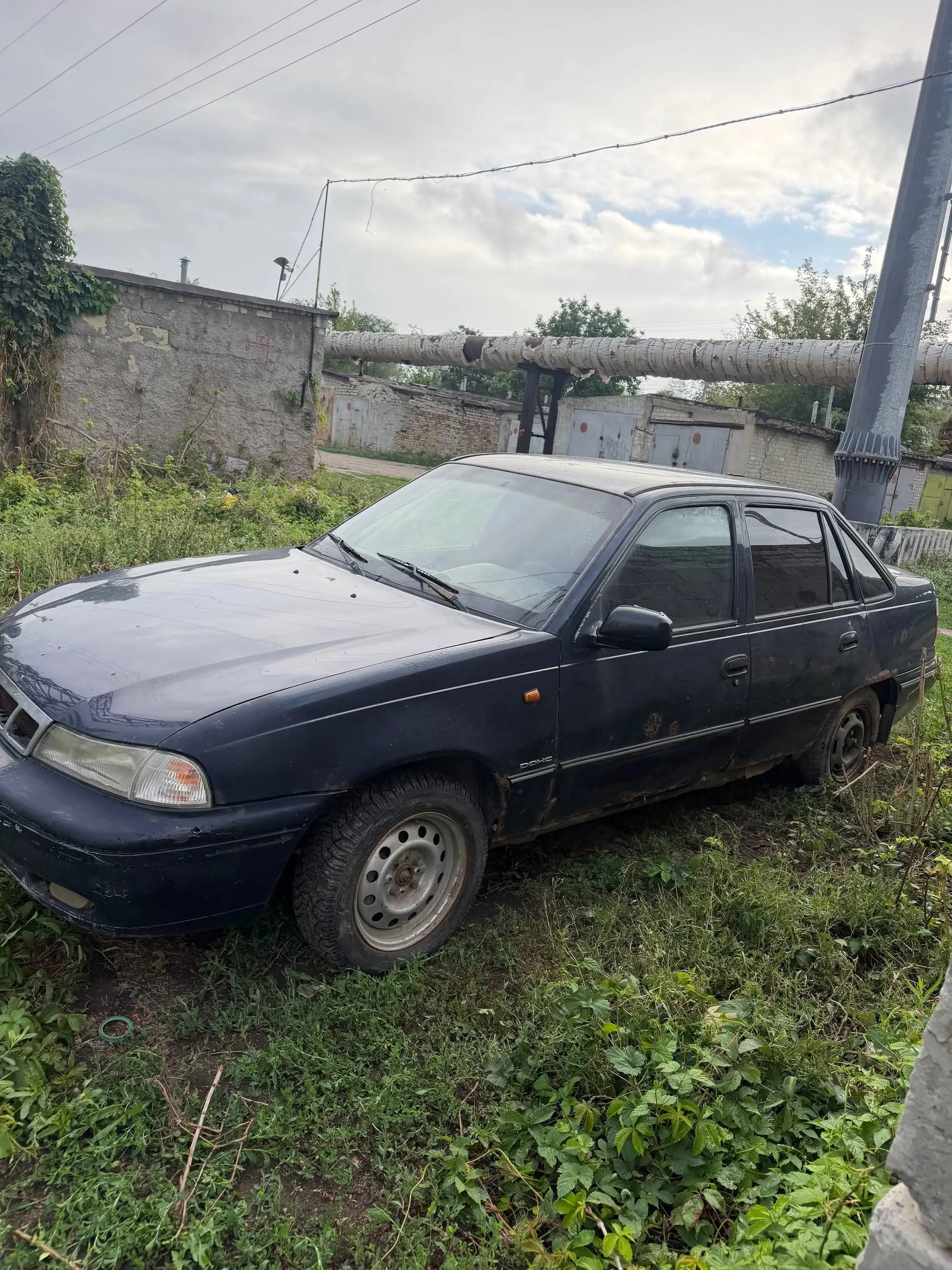 Автомобиль 2006 года, Люкс, не заводится - Легковые автомобили (Авто) в Саратов