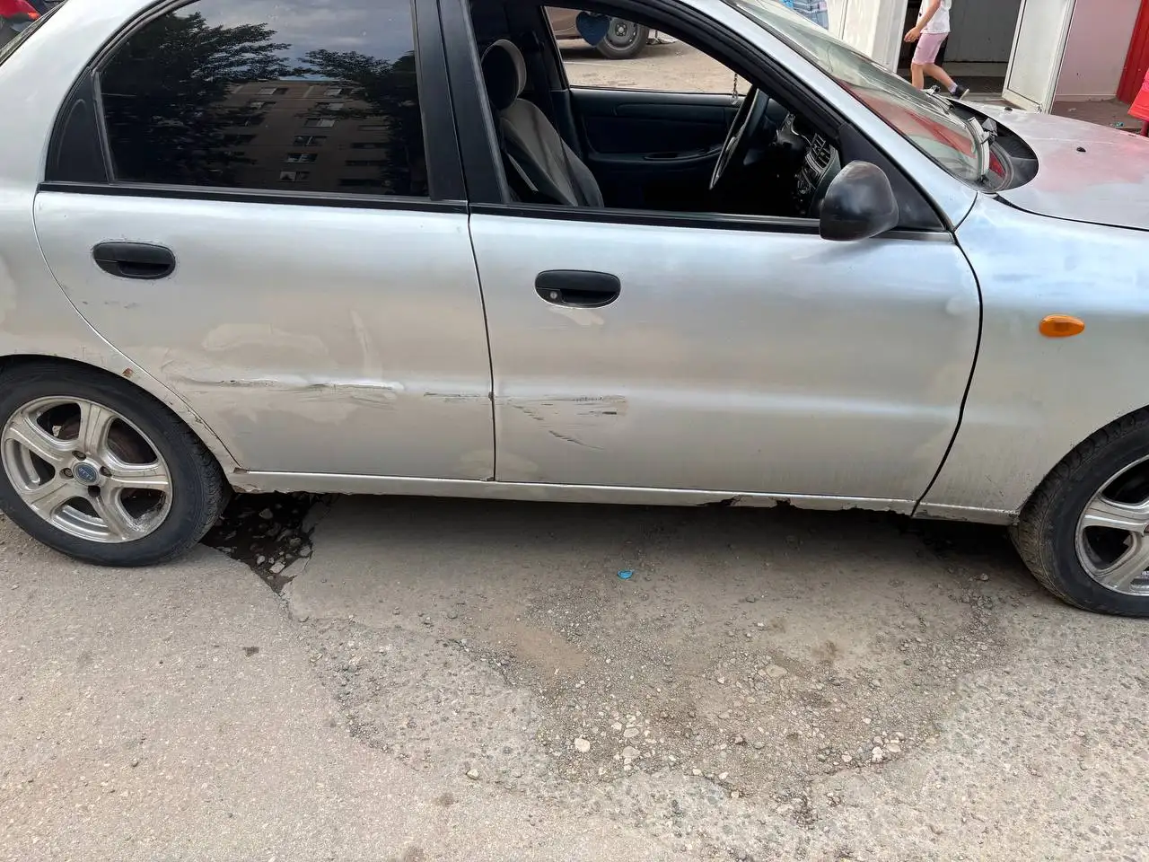 Продам авто с проблемами по кузову - Авто в Саратов