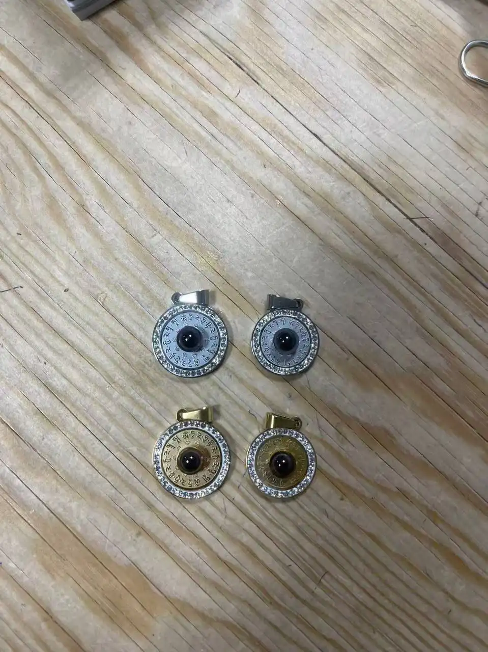 Обереги "Зелёная Тара" с проекцией мантр - Барахолка в Улан-Удэ