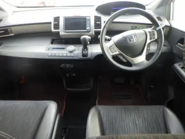 Продажа Honda Freed Spike 2012 года с доставкой из Японии - Иномарки (Авто) в Улан-Удэ