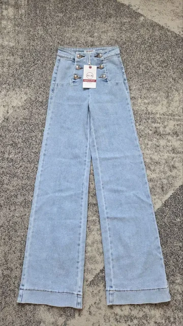 Продам новые джинсы размер 25 - Маникюр в Улан-Удэ