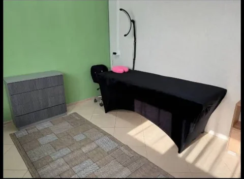 Продажа кушетки для ресниц и стула на колесиках - Кухонная утварь в Улан-Удэ