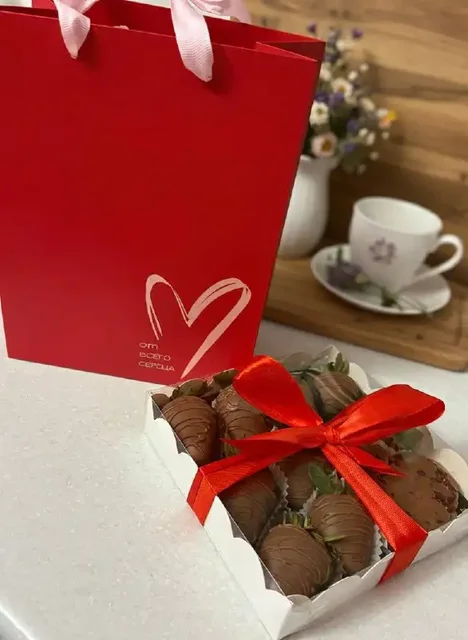 Клубничка в шоколаде - Сладости в Улан-Удэ