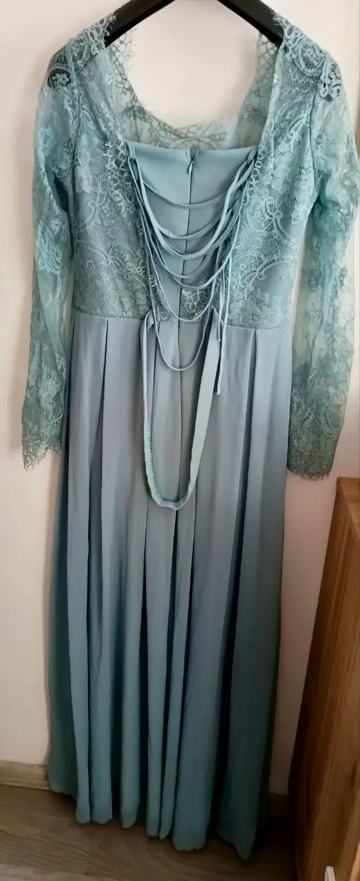 Вечернее платье размер 46 - Вечерние платья (Одежда) в Улан-Удэ