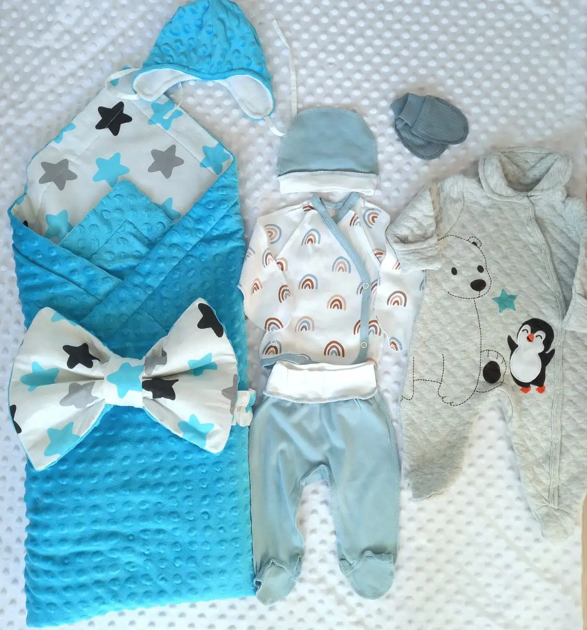 Комплект детских постельных принадлежностей и одеяло на выписку - Постельные принадлежности (Товары для детей) в Улан-Удэ