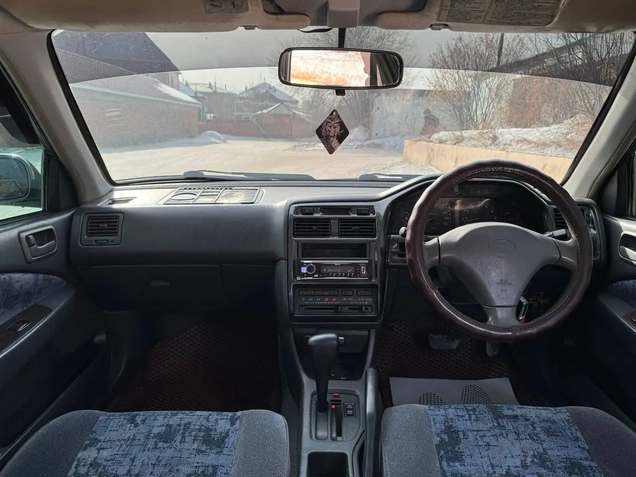 Продам TOYOTA CORONA PREMIO 1996 года - Авто в Улан-Удэ