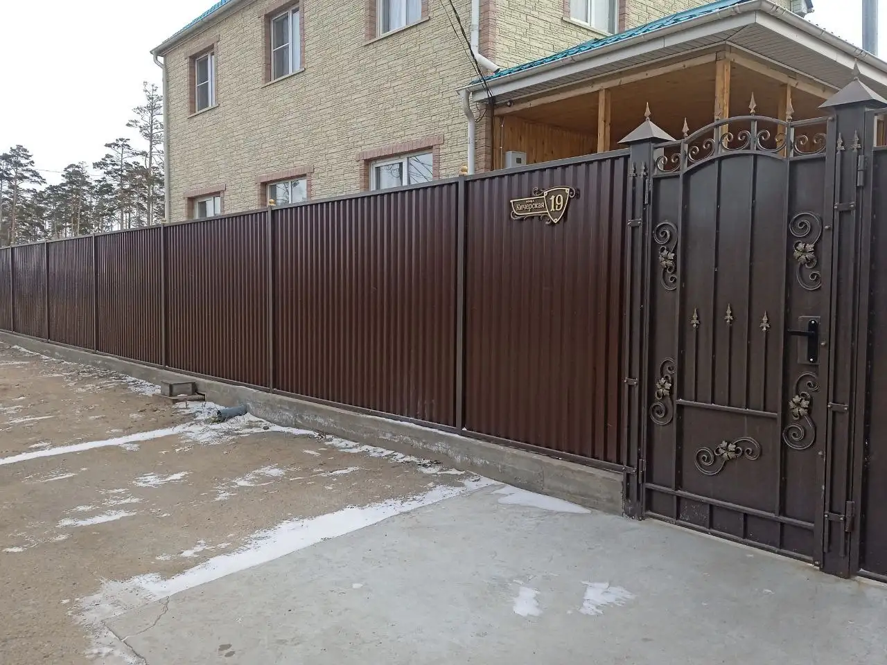 Ворота и заборы с рассрочкой - Строительные услуги (Услуги) в Улан-Удэ