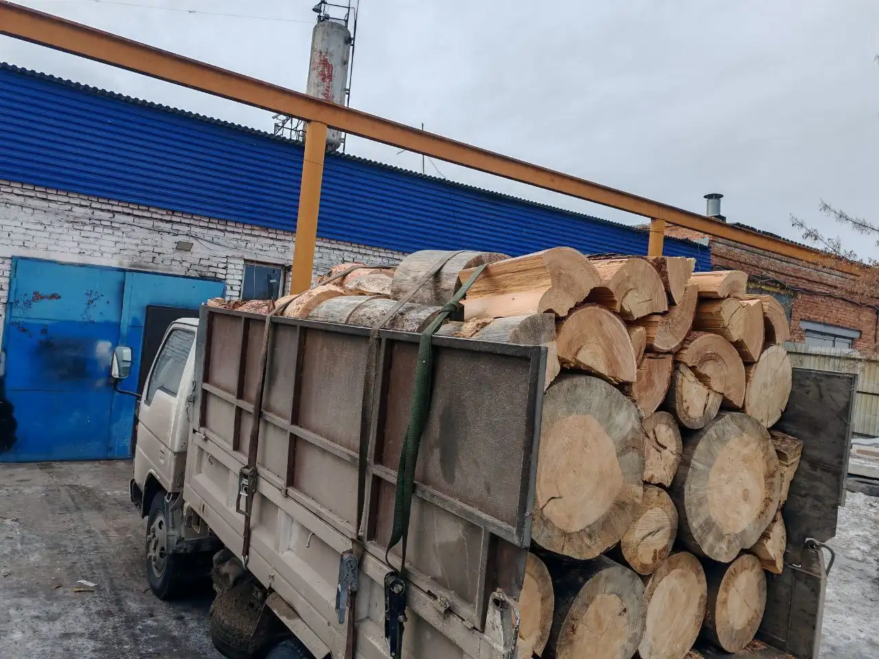 Продам дрова сосна лиственница сухая 6 рядов - Барахолка в Улан-Удэ