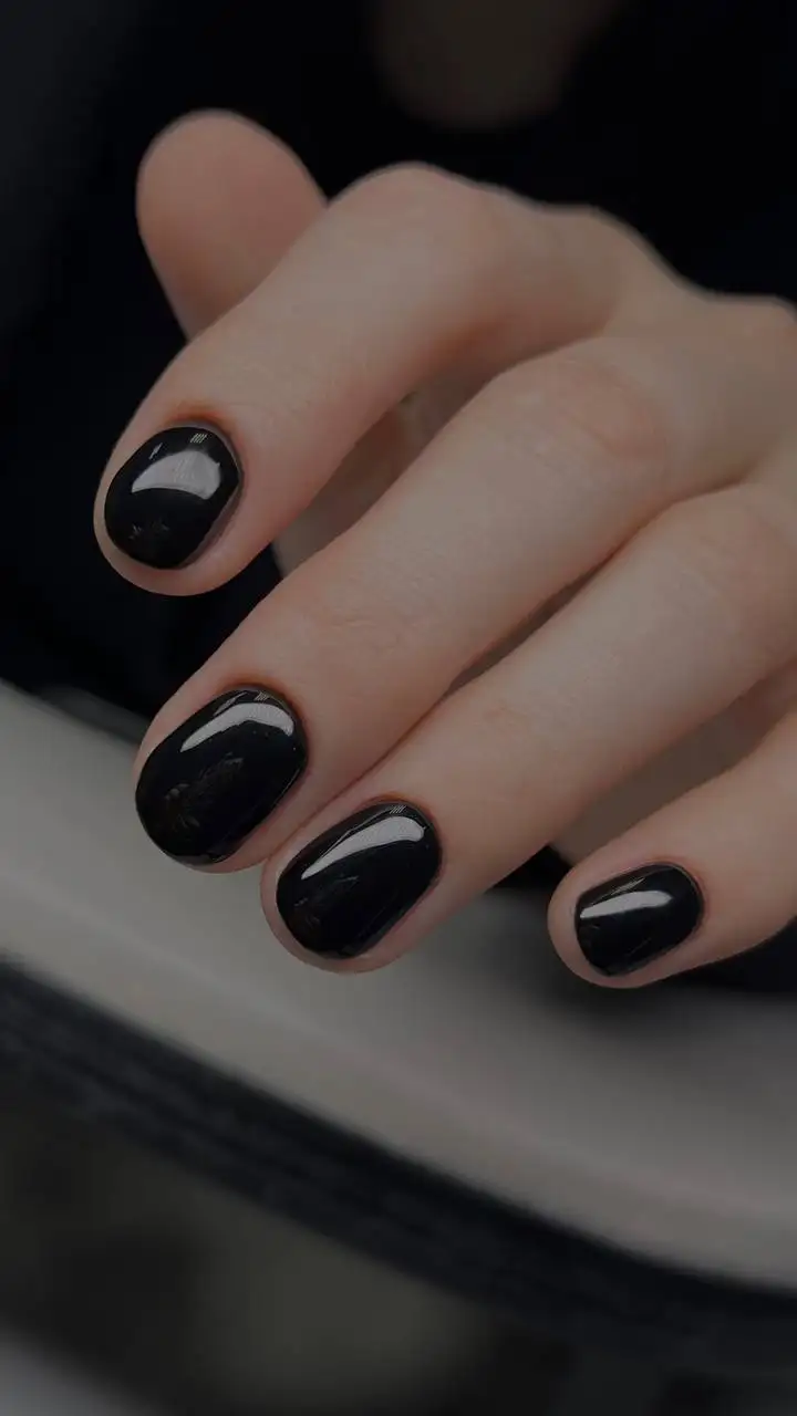 Маникюр и наращивание ногтей в студии ТЦ Мед - Красота (Услуги) в Улан-Удэ