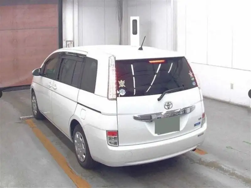 Toyota Isis 2015 G в Японии с доставкой в РФ - Авто в Улан-Удэ