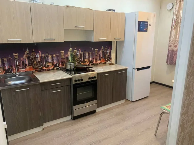 Сдам 1-комнатную квартиру в 105мкрн д. 37 - Недвижимость в Улан-Удэ