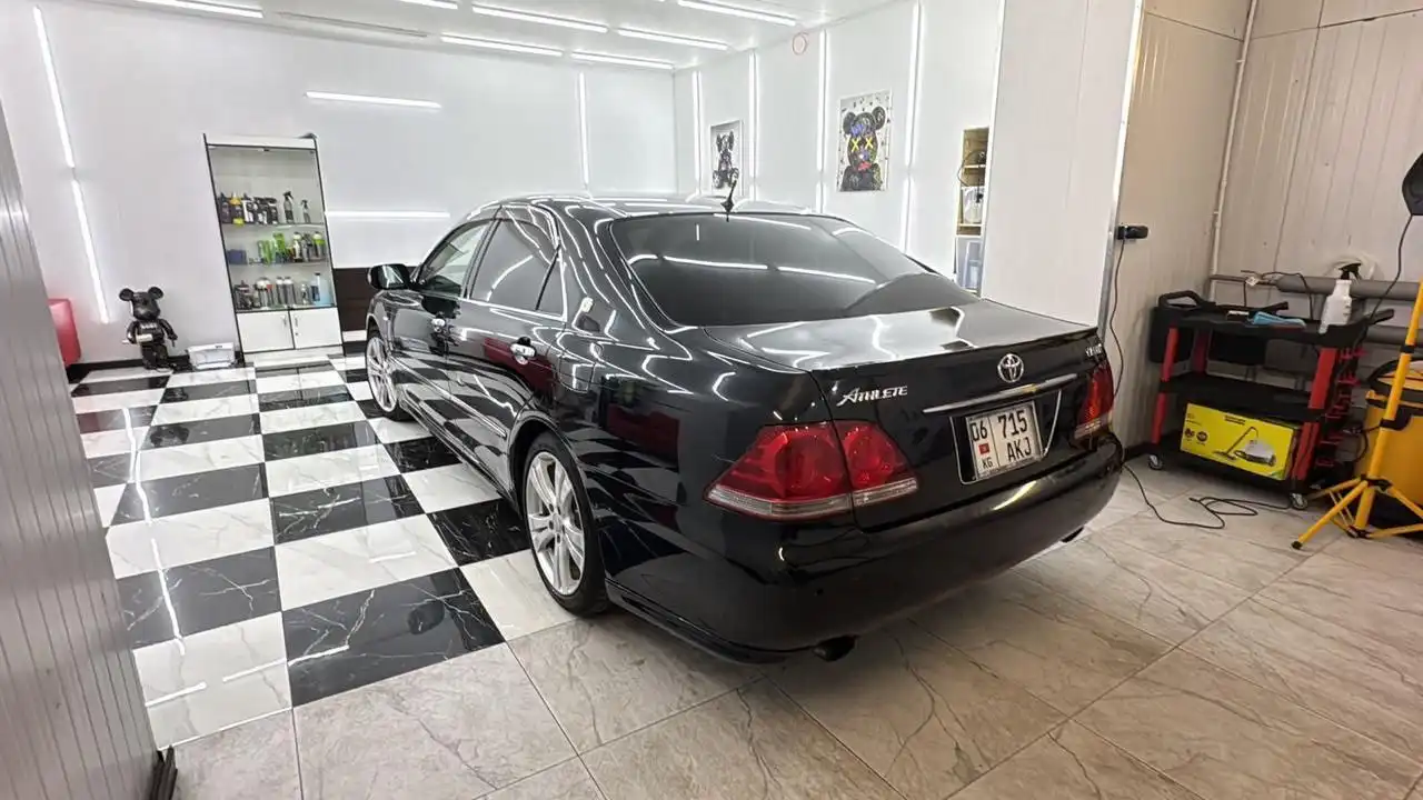 Тойота Краун 2006 года 3.5 литра