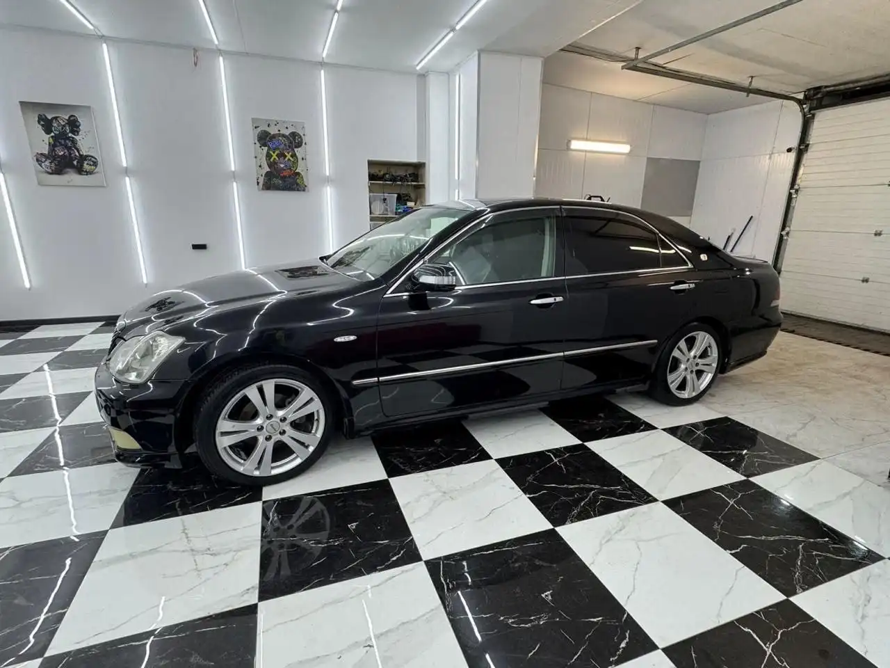 Тойота Краун 2006 года 3.5 литра