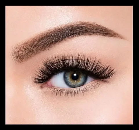 Оформление и покраска бровей в студии - частное объявление в Тюмень