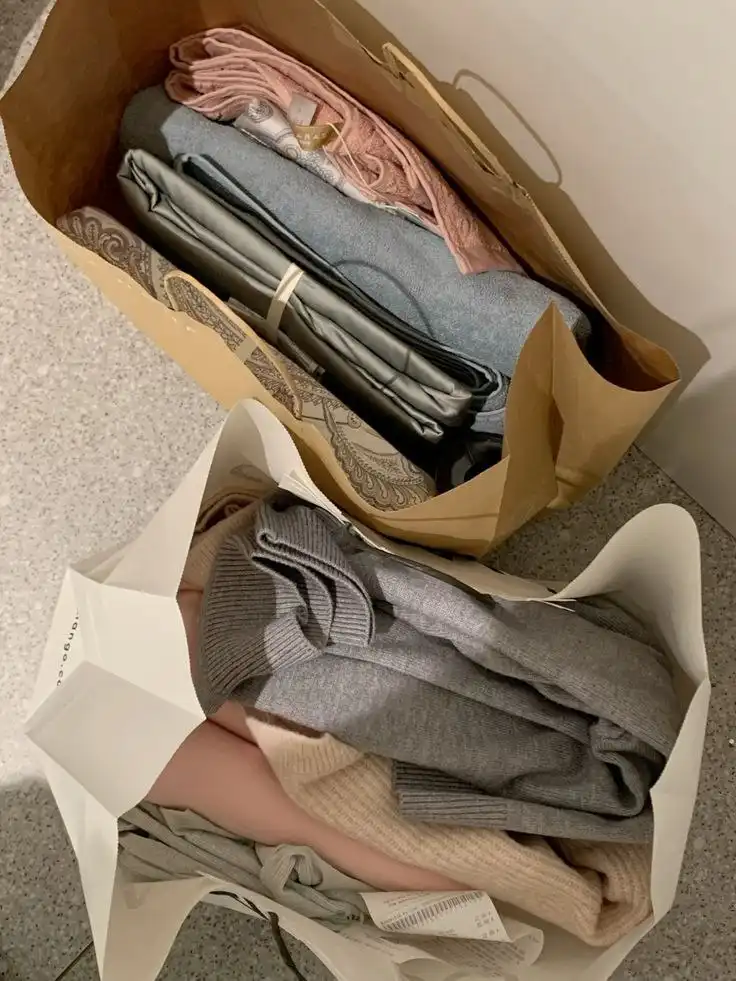 Прием старых вещей для изготовления ковриков в приюты