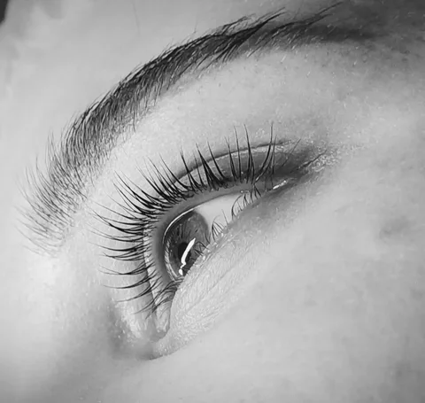 Ламинирование ресниц в Тюмени - Обучение и курсы в Тюмень
