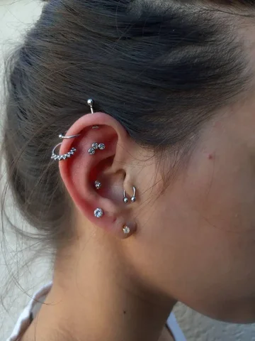 Тату, пирсинг и косметологические услуги в Тюмени - Уход за территорией в Тюмень