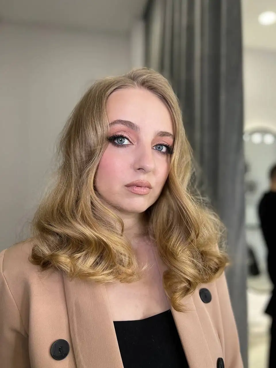 Салон красоты Атмосфера - окрашивание, ламинирование, стрижки - Красота и уход (Услуги) в Тюмень