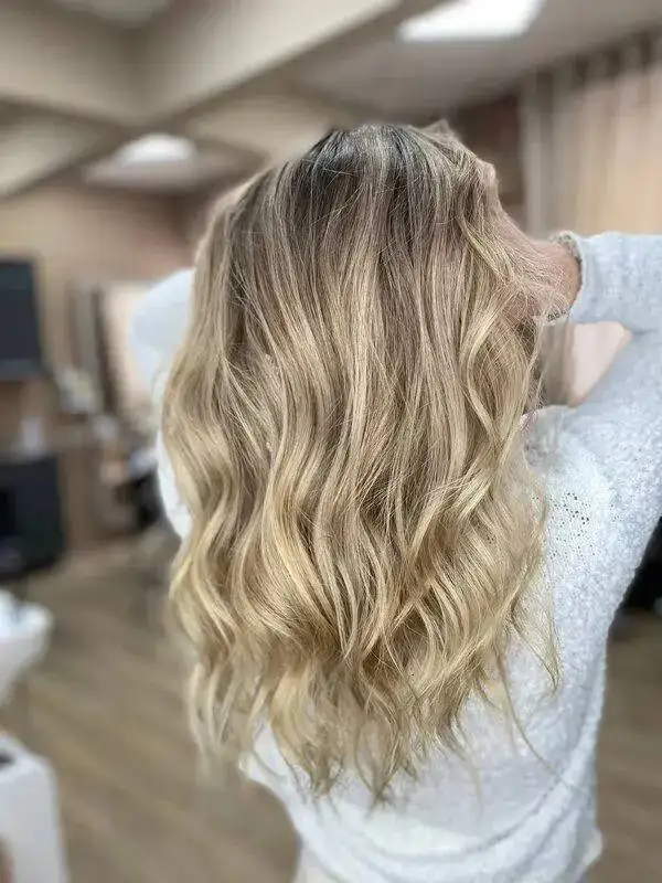 Студия красоты - услуги в Прокопия Артамонова 5 - Красота и здоровье (Услуги) в Тюмень