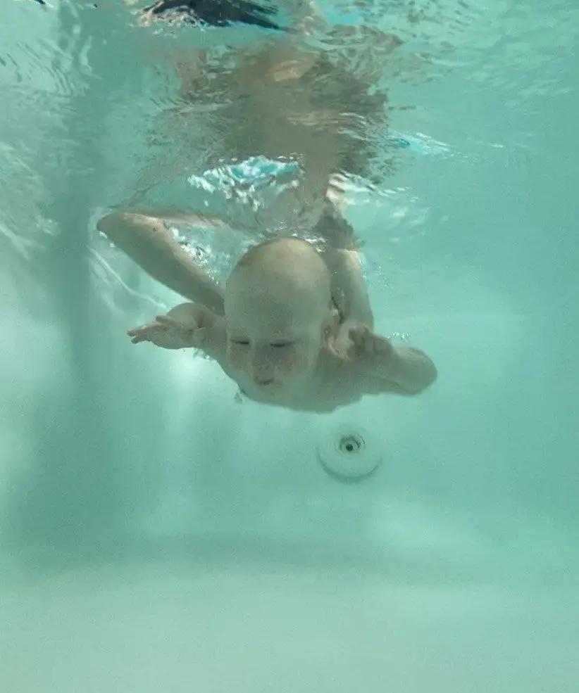 Грудничковое плавание в Аквацентре Малыш'ОК - Услуги в Тюмень