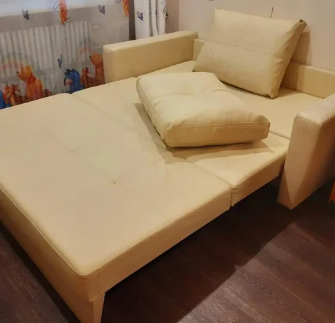 Диван детско-подростковый б/у - Растения в Воронеж