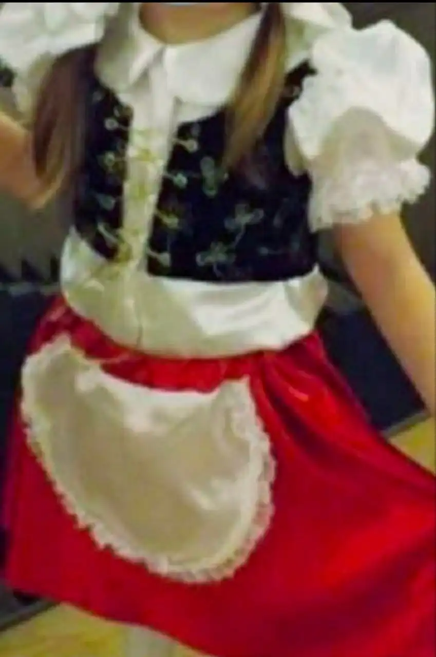 Продам костюмы красной шапочки детские